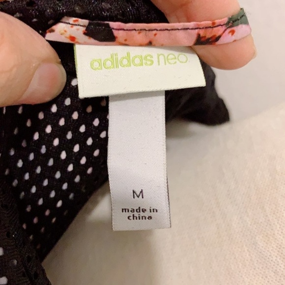 Wind breaker jacket - Picture 3 of 3